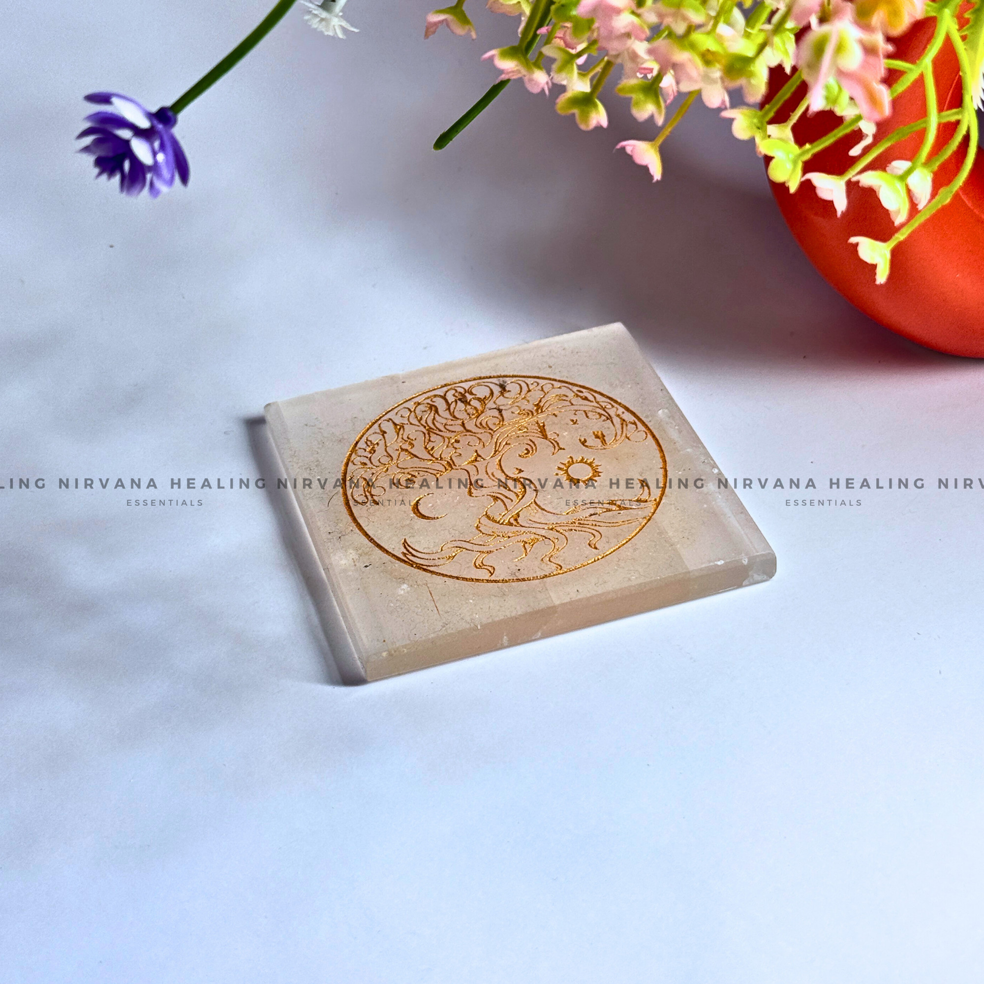SELENITE TREE CHARGING PLATE
(Aura Cleansing ,Charging, Cleansing And Purification). - Image 5