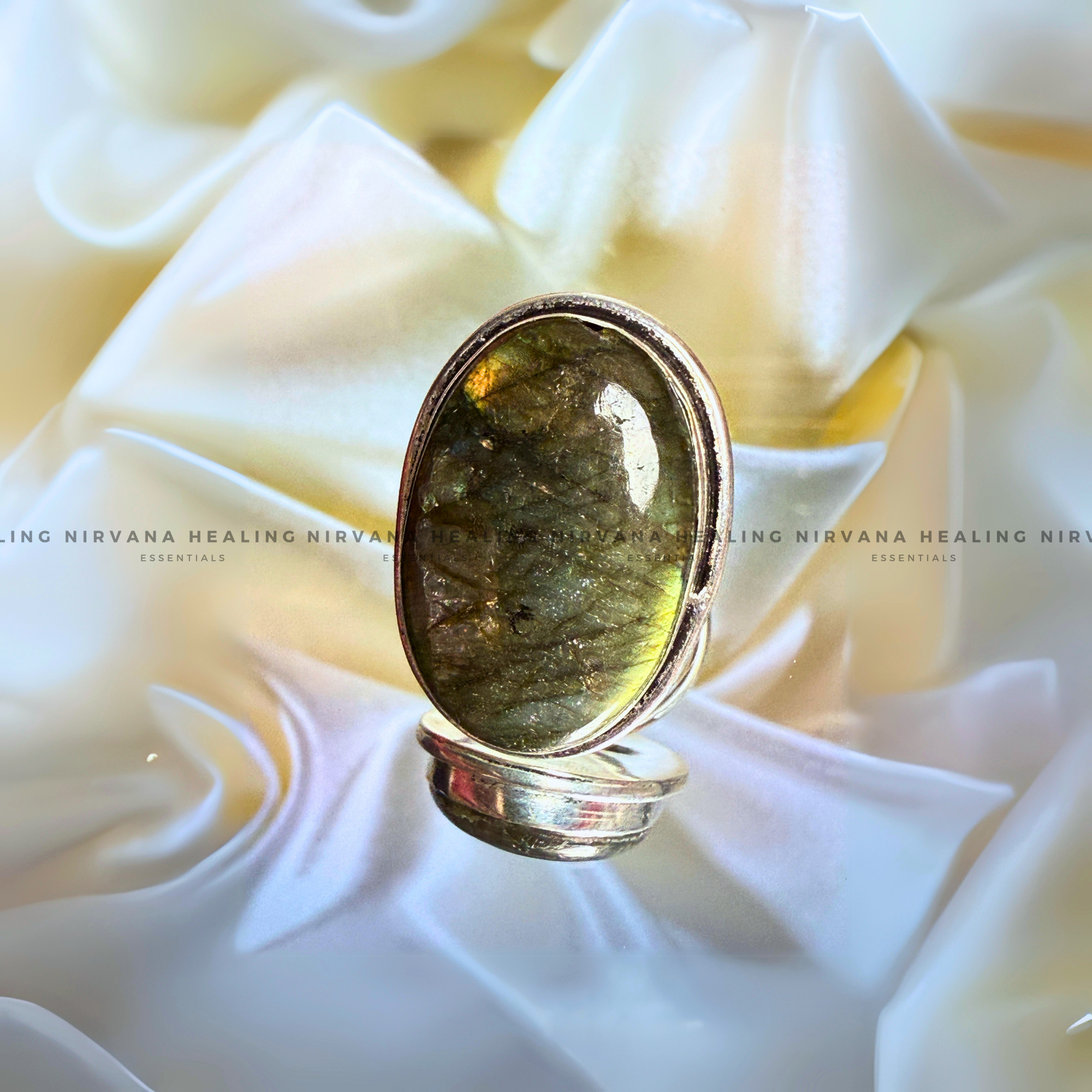 GREEN UNAKITE OVAL RING (Emotional Healing, Heart Awakening, Inner Peace) . - Image 3