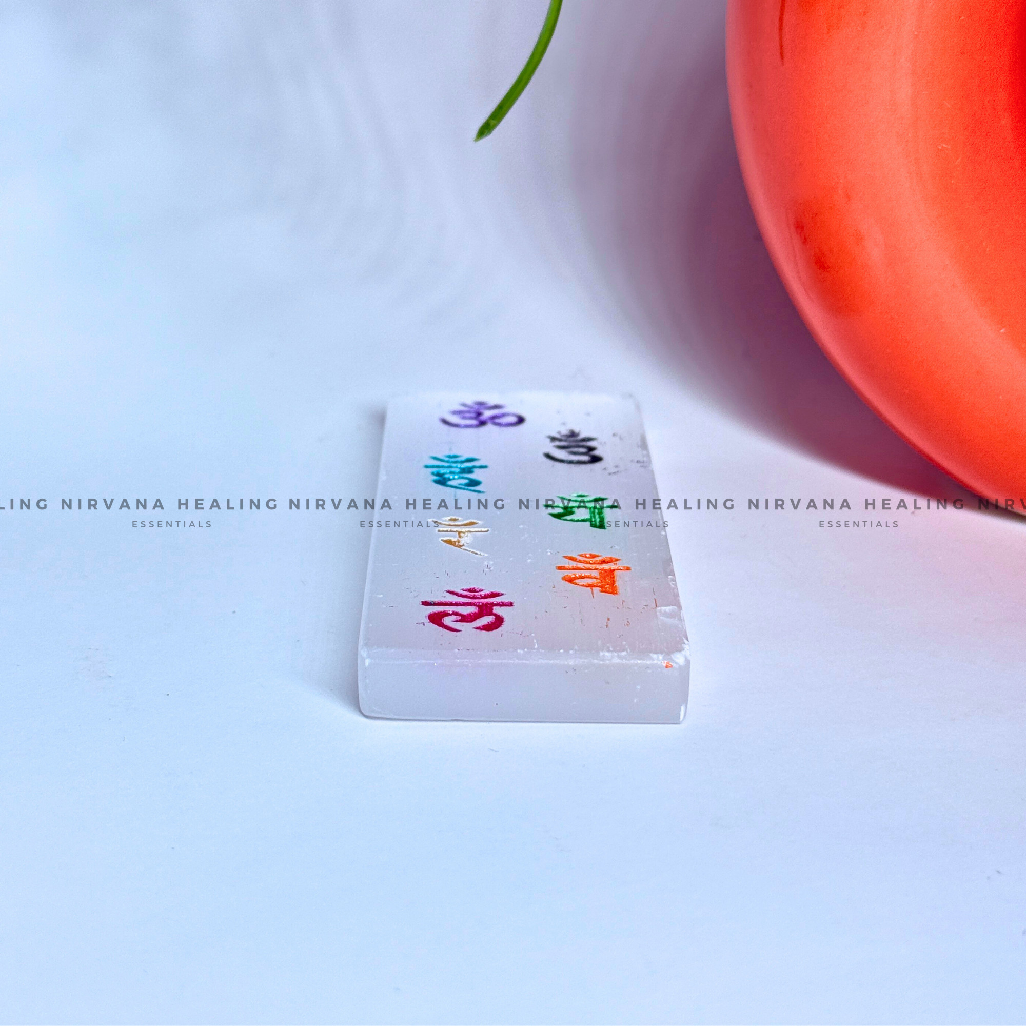 SELENITE CHAKRAS MANTRA RECTANGULAR CHARGING PLATE
(Aura Cleansing ,Charging, Cleansing And Purification). - Image 2