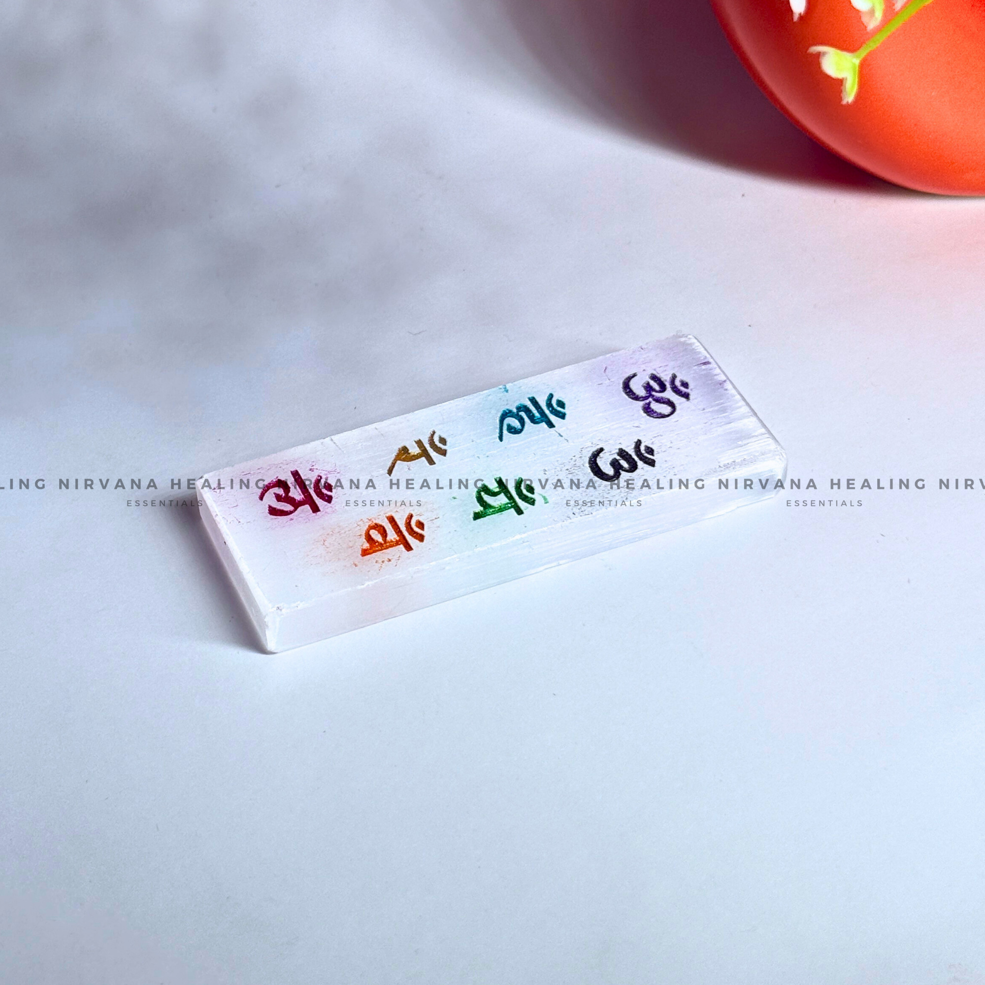 SELENITE CHAKRAS MANTRA RECTANGULAR CHARGING PLATE
(Aura Cleansing ,Charging, Cleansing And Purification). - Image 4