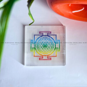 SELENITE SHREE YANTRA CHARGING PLATE (Aura Cleansing ,Charging, Cleansing And Purification).