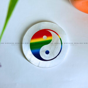 SELENITE YIN-YANG CHARGING PLATE
(Aura Cleansing ,Charging, Cleansing And Purification).