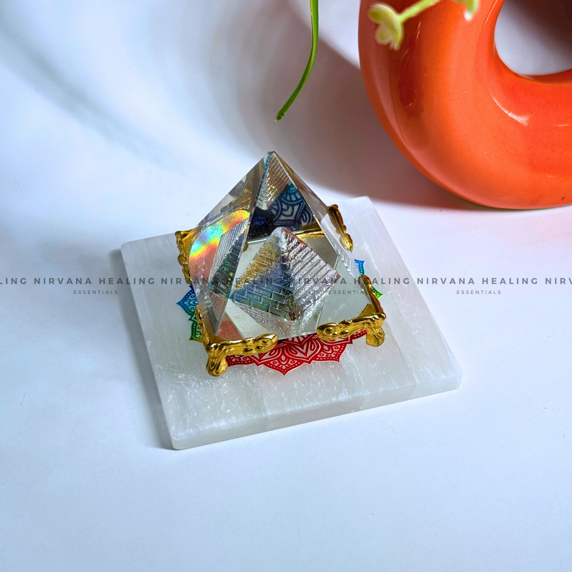 SELENITE MEDITATION AND CHAKRAS CHARGING PLATE
(Aura Cleansing ,Charging, Cleansing And Purification). - Image 5