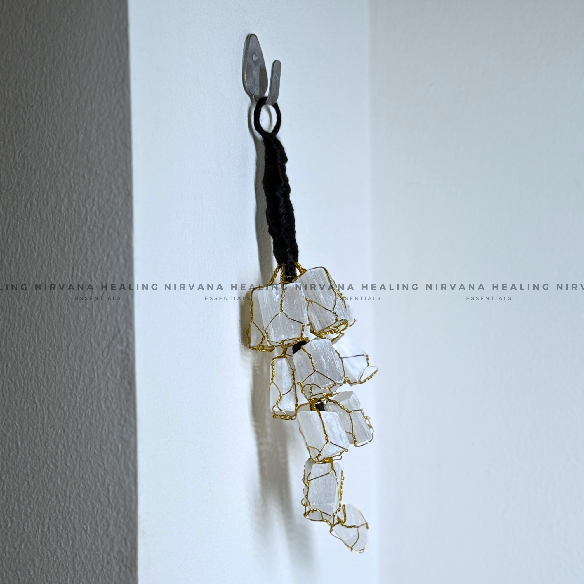 SELENITE ROUGH CHUNKS DOOR HANGING (Aura Cleansing ,Charging, Cleansing And Purification). - Image 5