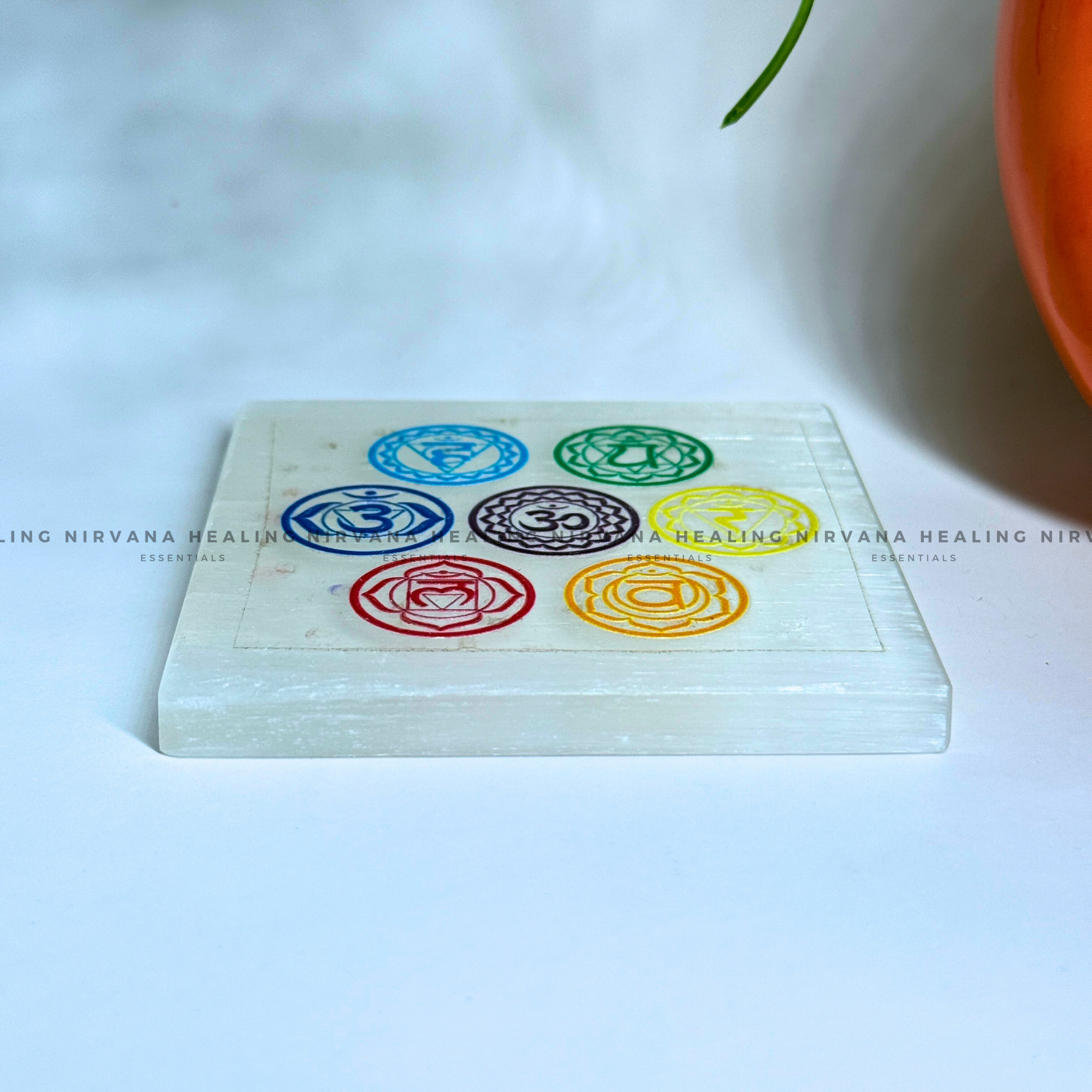 SELENITE 7 CHAKRAS COLOUR CHARGING PLATE
(Aura Cleansing ,Charging, Cleansing And Purification). - Image 3