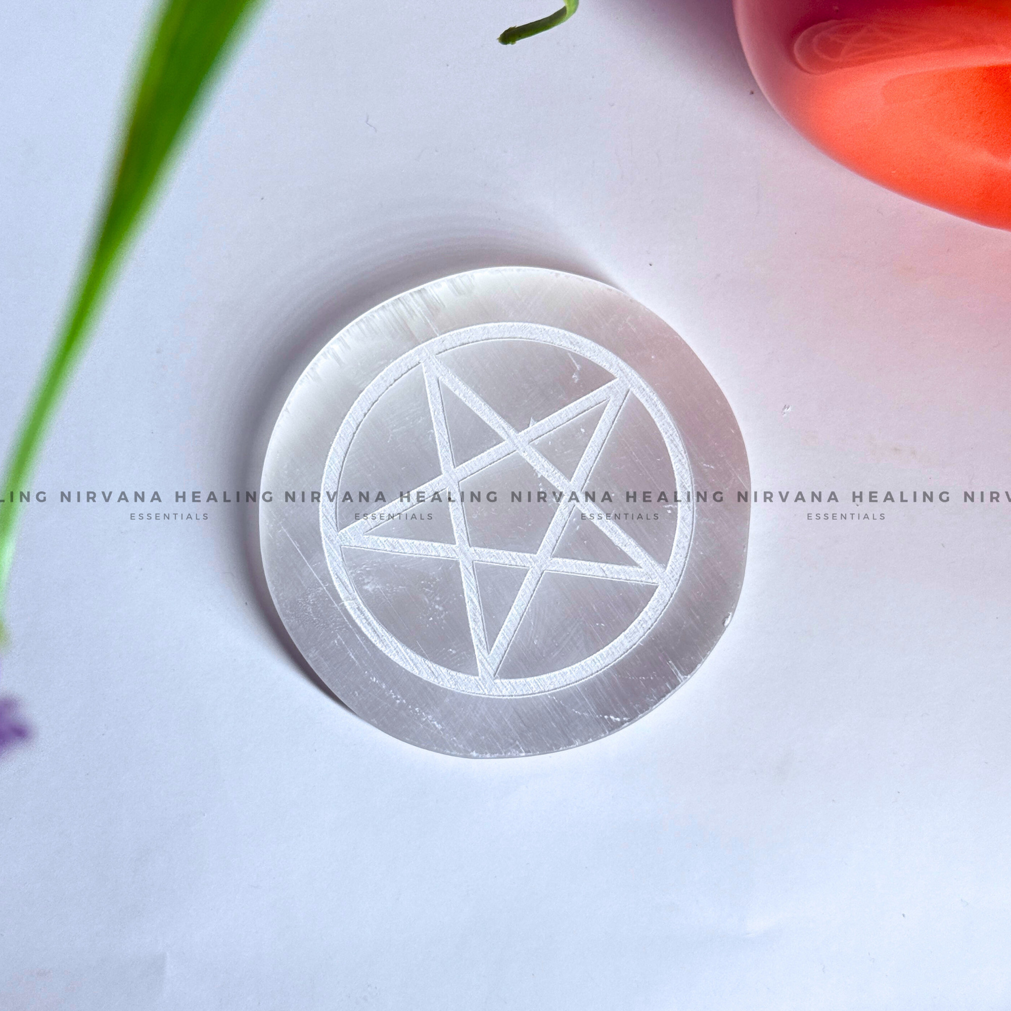 SELENITE STAR SYMBOL CHARGING PLATE
(Aura Cleansing ,Charging, Cleansing And Purification)