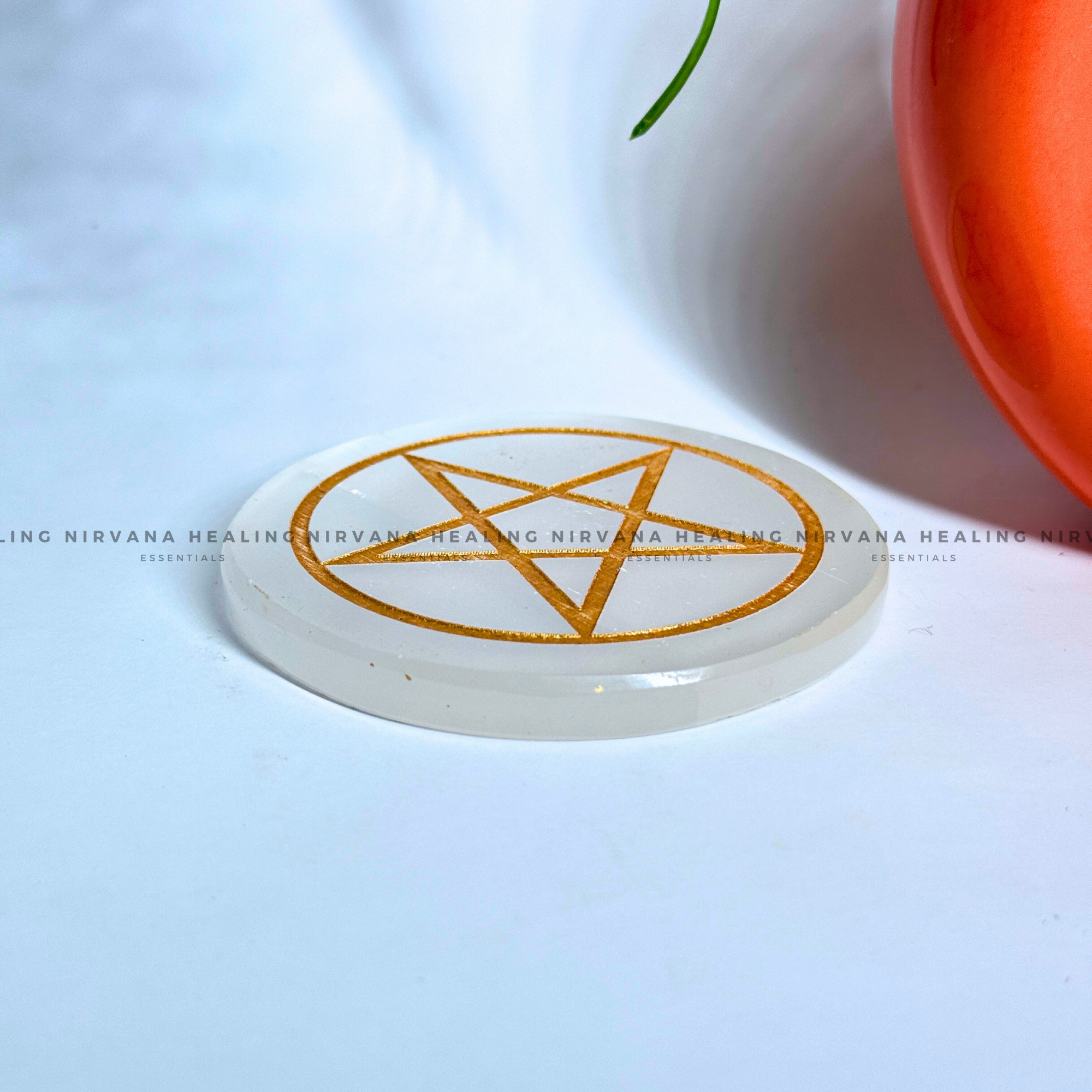 SELENITE GOLDEN STAR SYMBOL CHARGING PLATE
(Aura Cleansing ,Charging, Cleansing And Purification). - Image 3