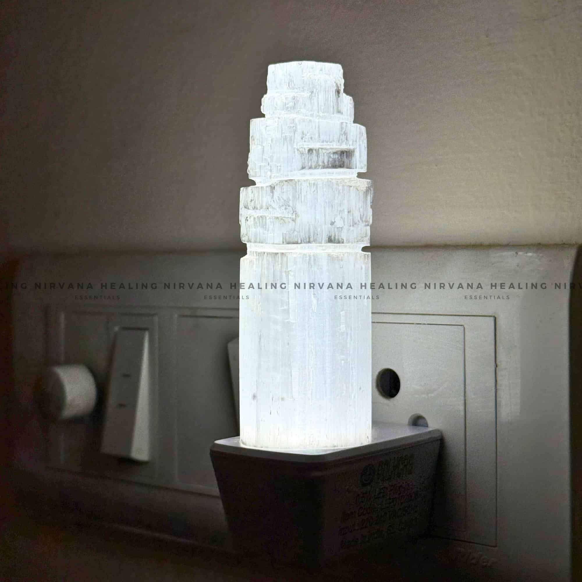 NATURAL SELENITE CRYSTAL LAMP (Aura Cleansing ,Charging, Cleansing And Purification). - Image 6