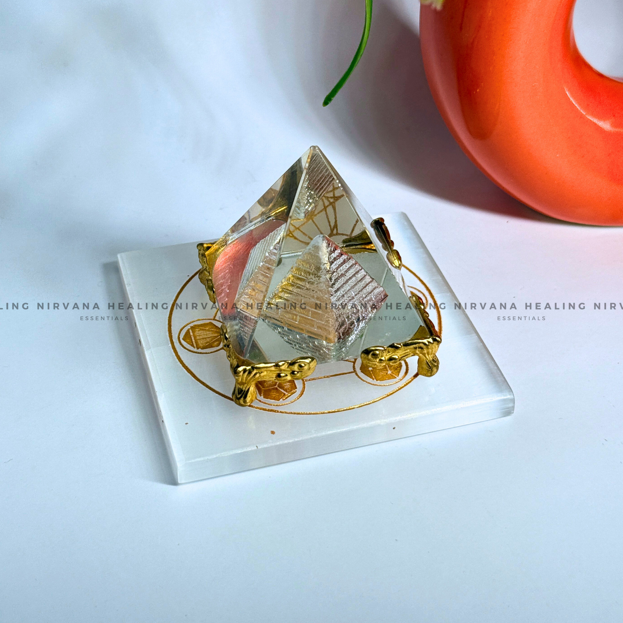SELENITE GOLDEN METATRON CUBE CHARGING PLATE
(Aura Cleansing, Charging, Cleansing And Purification). - Image 5