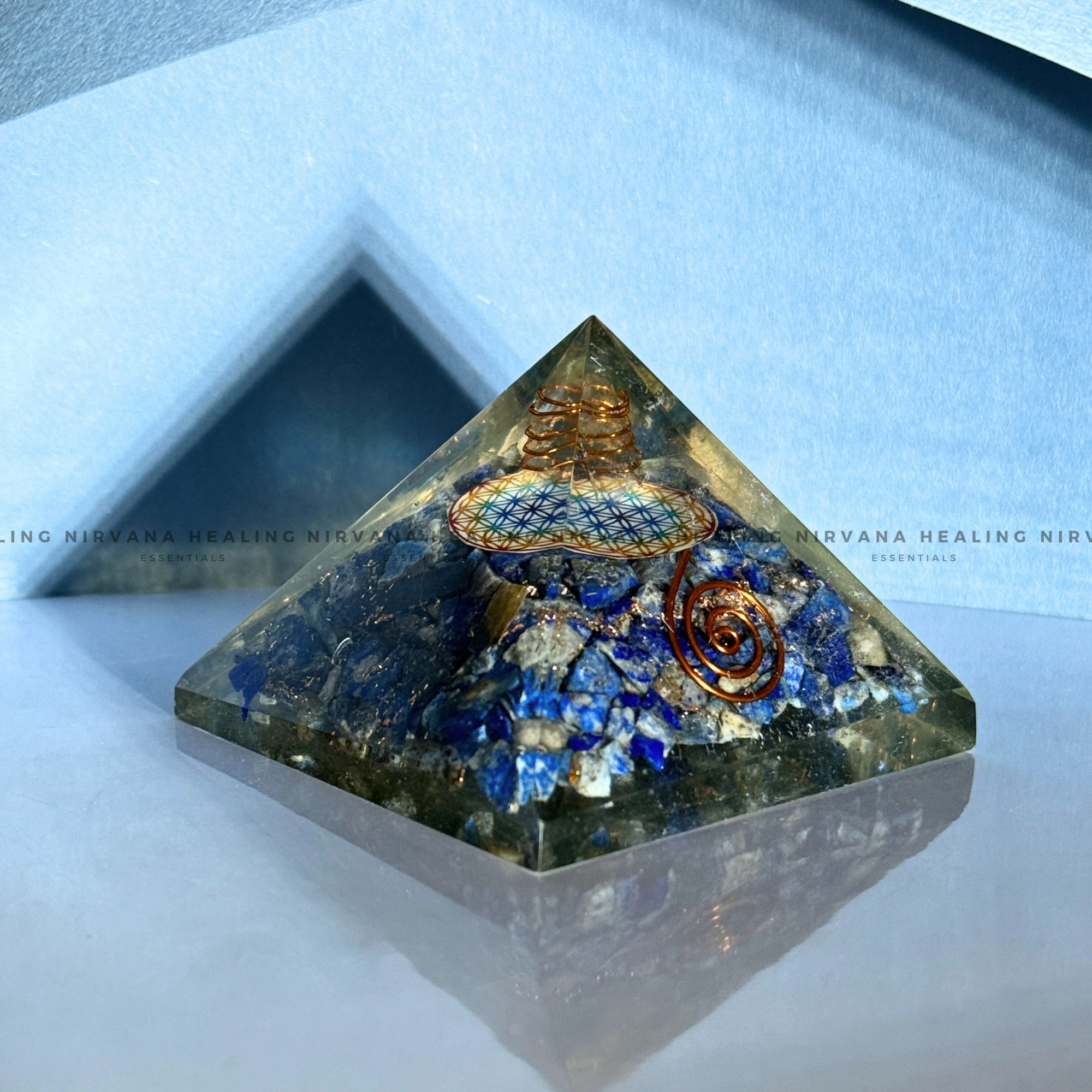 LAPIS LAZULI PYRAMID (Communication, Truth, Ease Of Expression And Wisdom) - Image 4