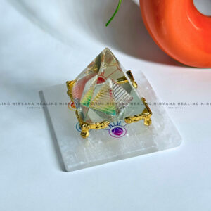 SELENITE METRATRON CUBE CHARGING PLATE
(Aura Cleansing, Charging, Cleansing And Purification).