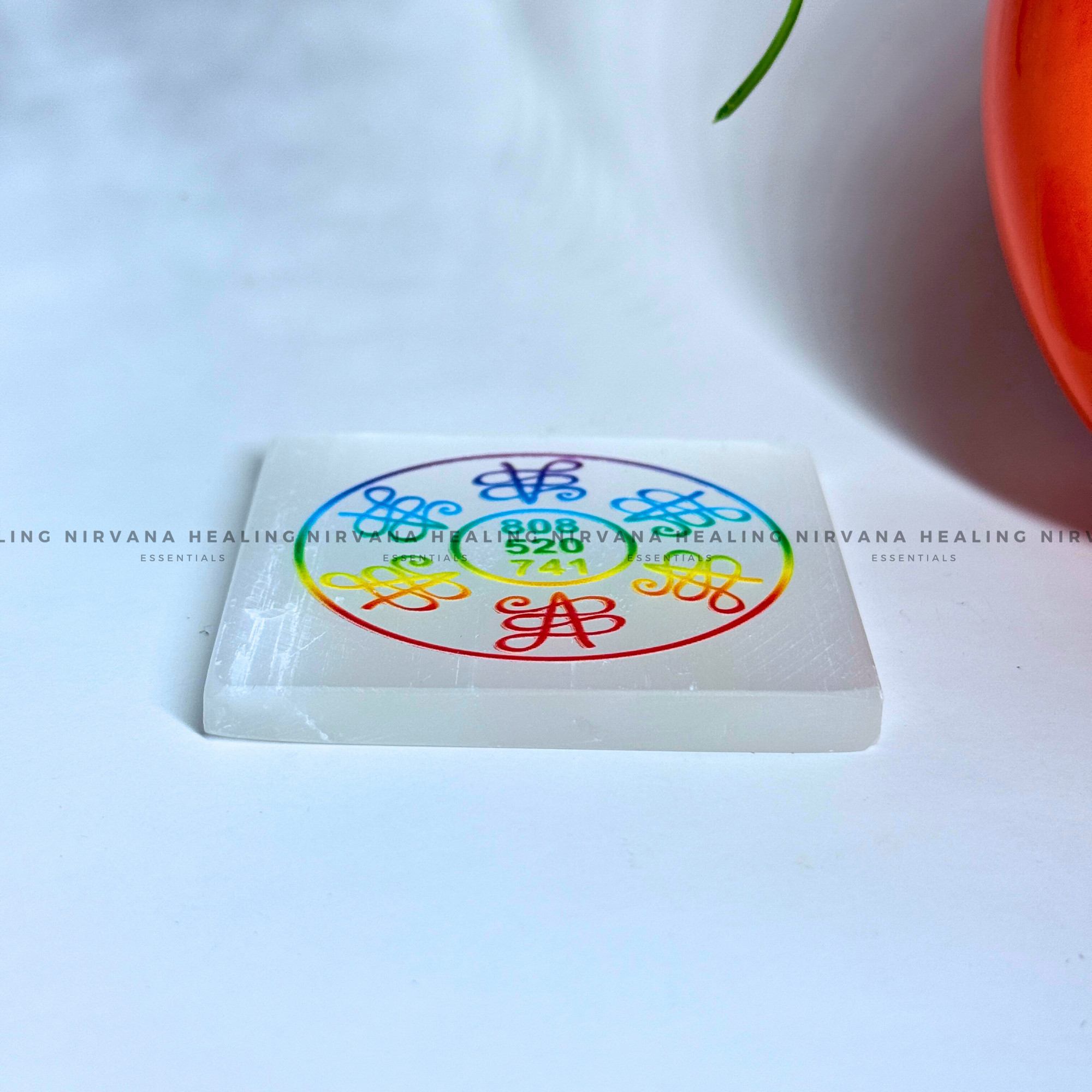 SELENITE ABUNDANCE ZIBU COLOUR CHARGING PLATE
(Aura Cleansing ,Charging, Cleansing And Purification). - Image 3