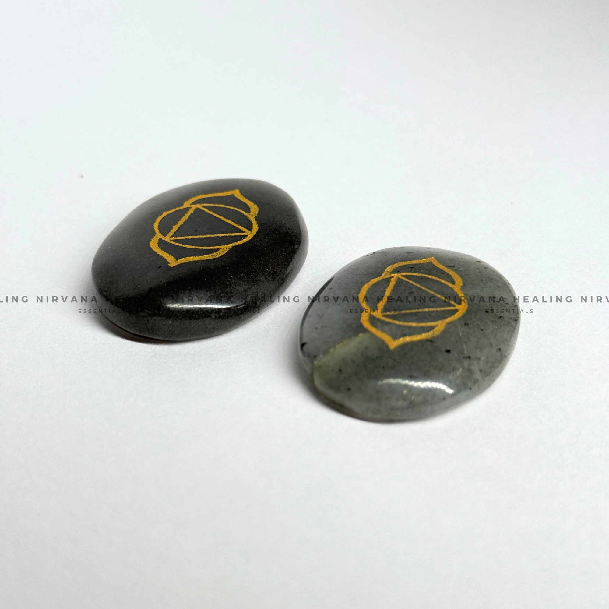 THIRD EYE CHAKRA BLUE APATITE ZIBU COIN (Goal Setting, Motivation, Manifestation And Communication).
- Image 4