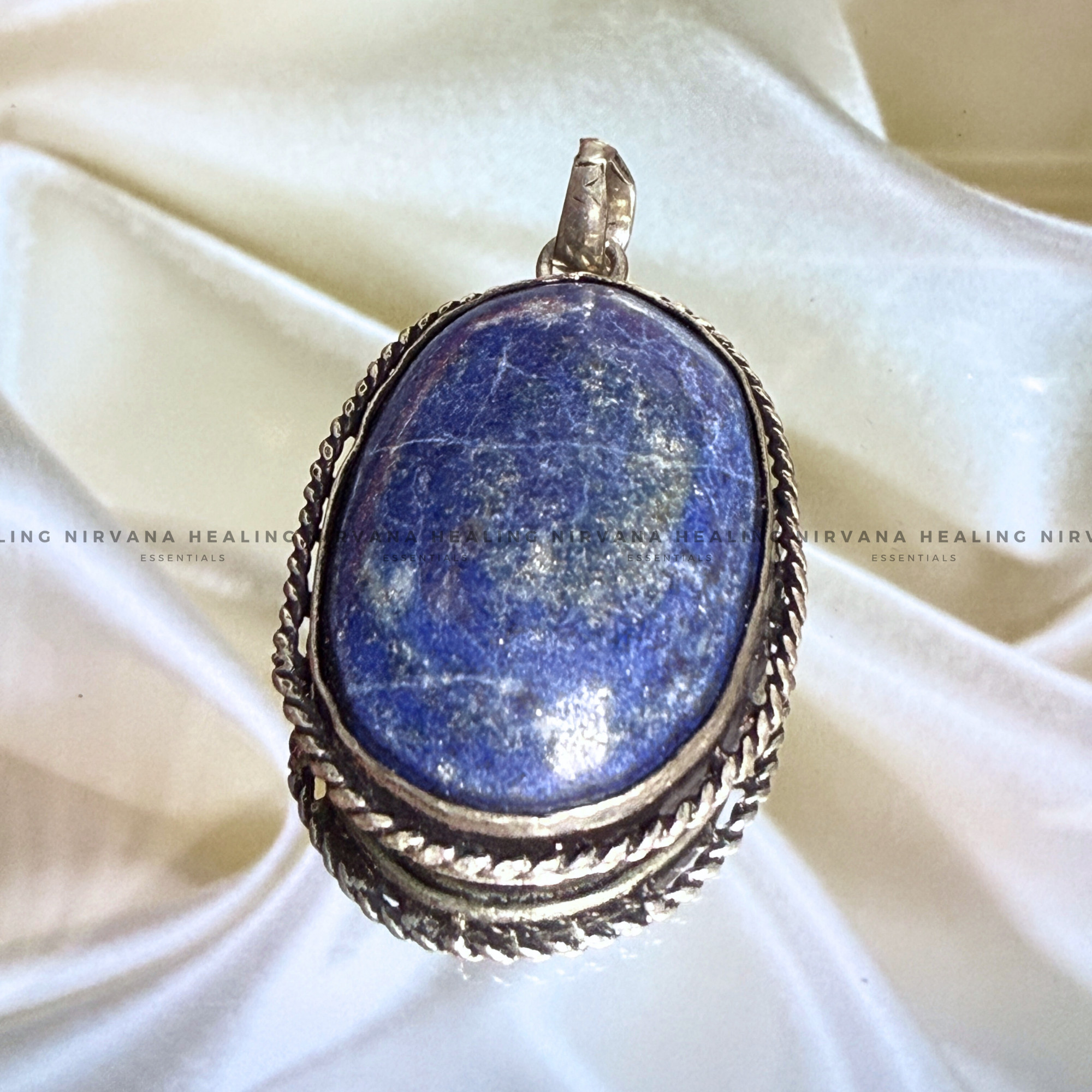 LABRADORITE OVAL PENDANT (Intuition, Inner Power And Transformation). - Image 3