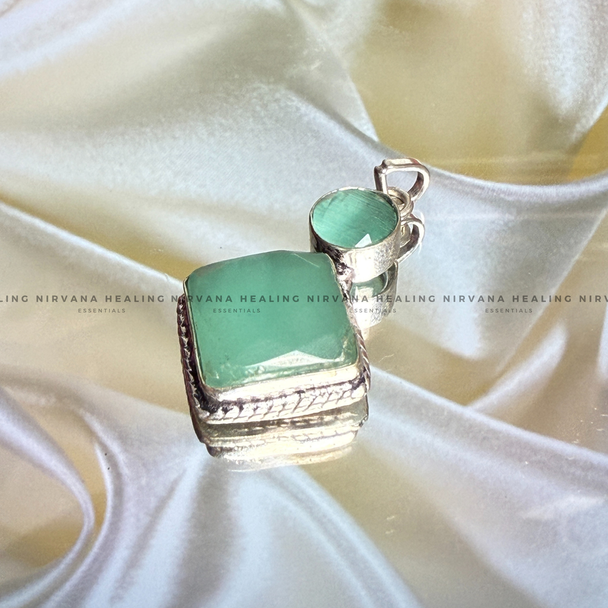 GREEN AVENTURINE DESIGNER PENDANT (Luck, Money, Abundance, Career And Growth).
