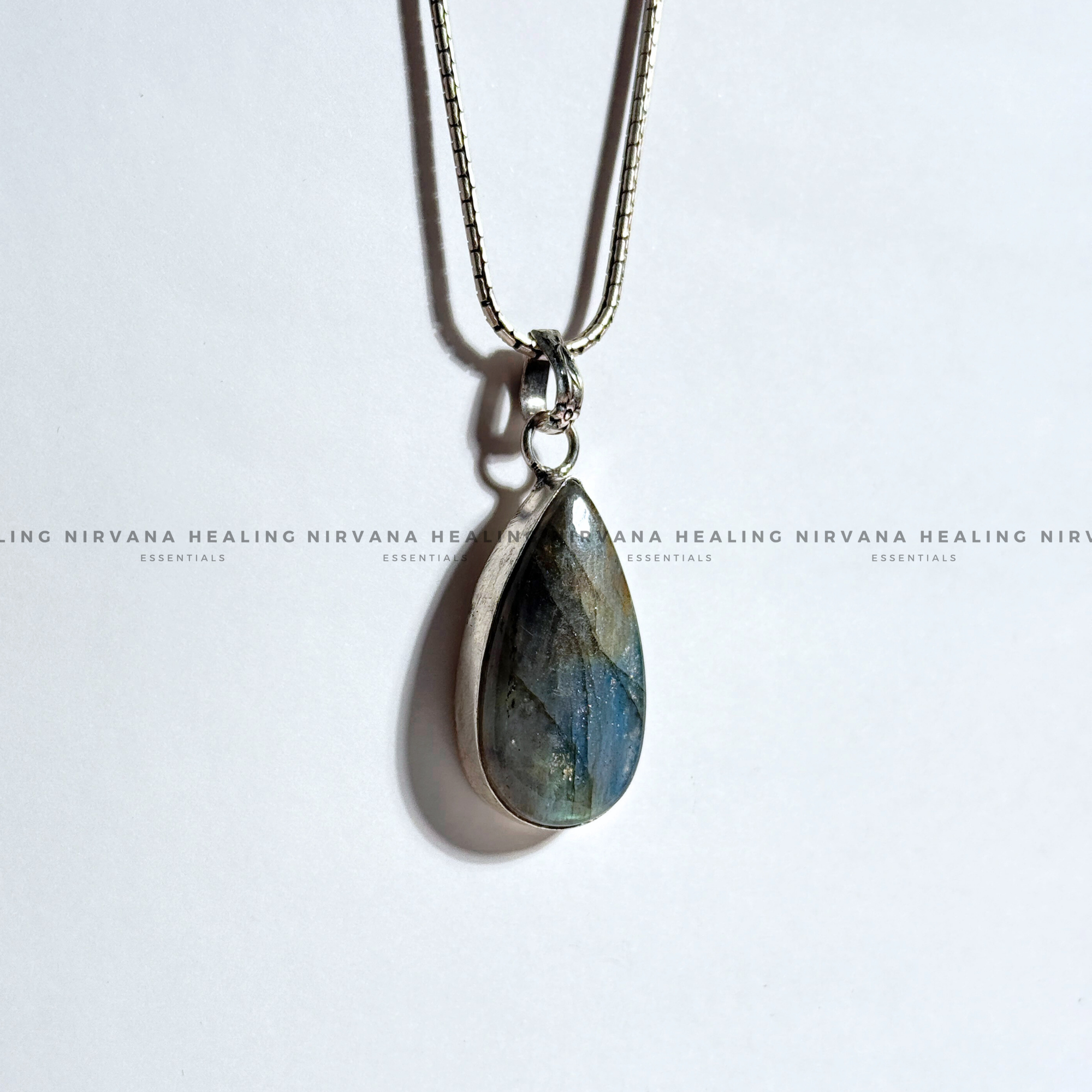 LABRADORITE CRYSTAL DESIGNER PENDANT (Intuition, Inner Power And Transformation).
- Image 3