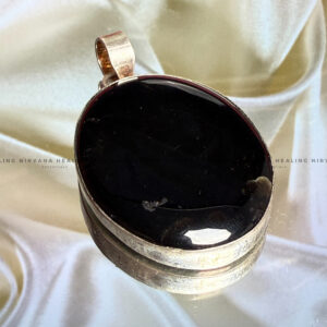 BLACK AGATE PENDANT (Grounding, Protection, Success And Courage)