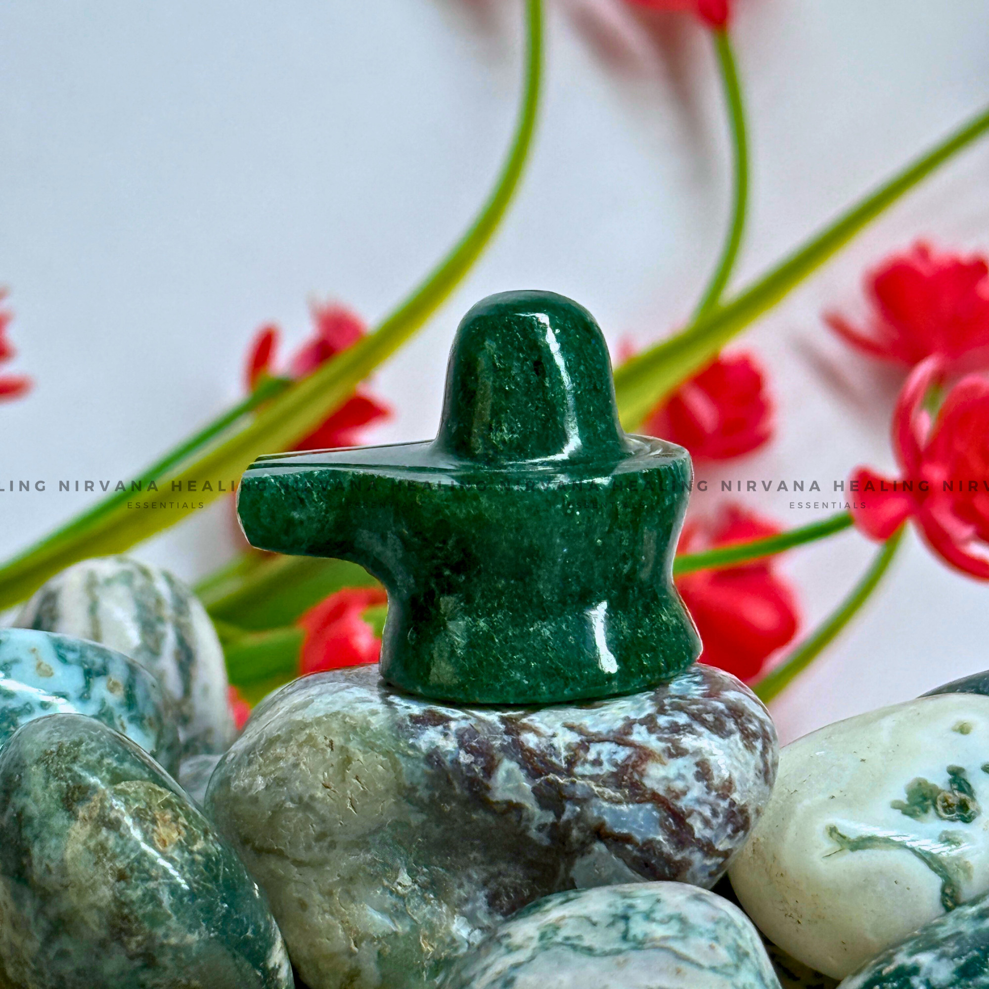 GREEN AVENTURINE SHIVLING (1 Inch)
(Luck, Money, Abundance, Career And Growth).
- Image 9