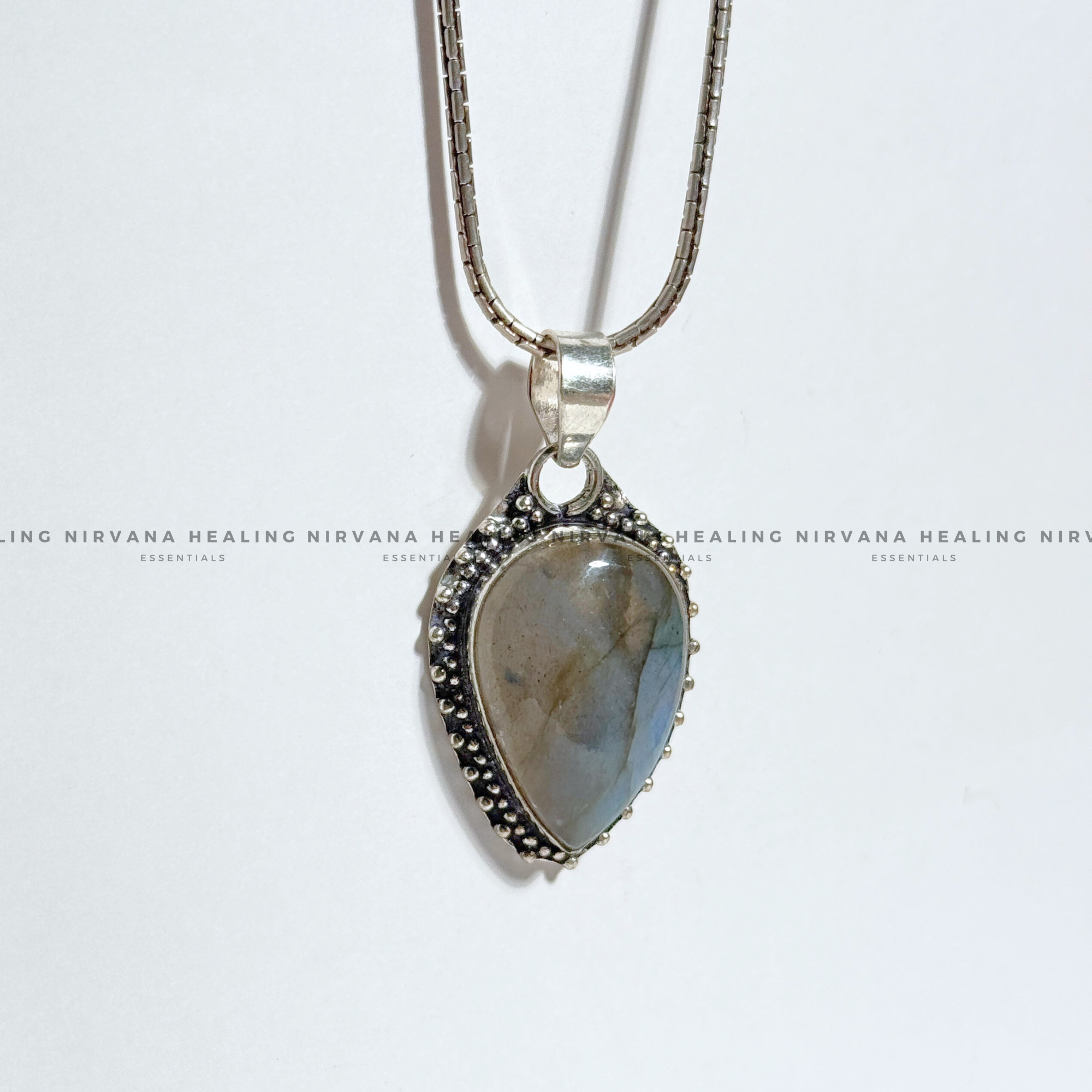 LABRADORITE CRYSTAL DESIGNER PENDANT (Intuition, Inner Power And Transformation).
- Image 6