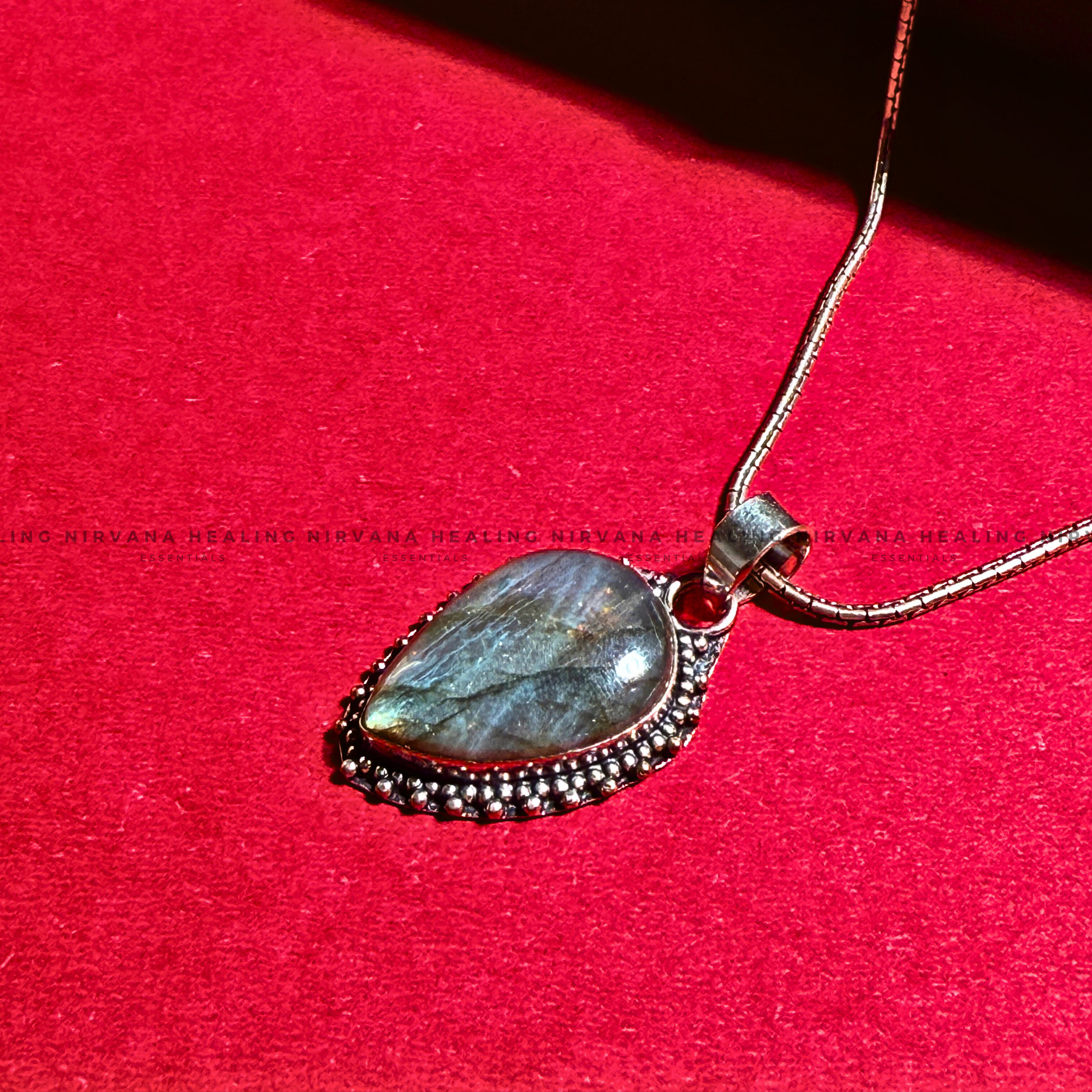 LABRADORITE CRYSTAL DESIGNER PENDANT (Intuition, Inner Power And Transformation).
- Image 4