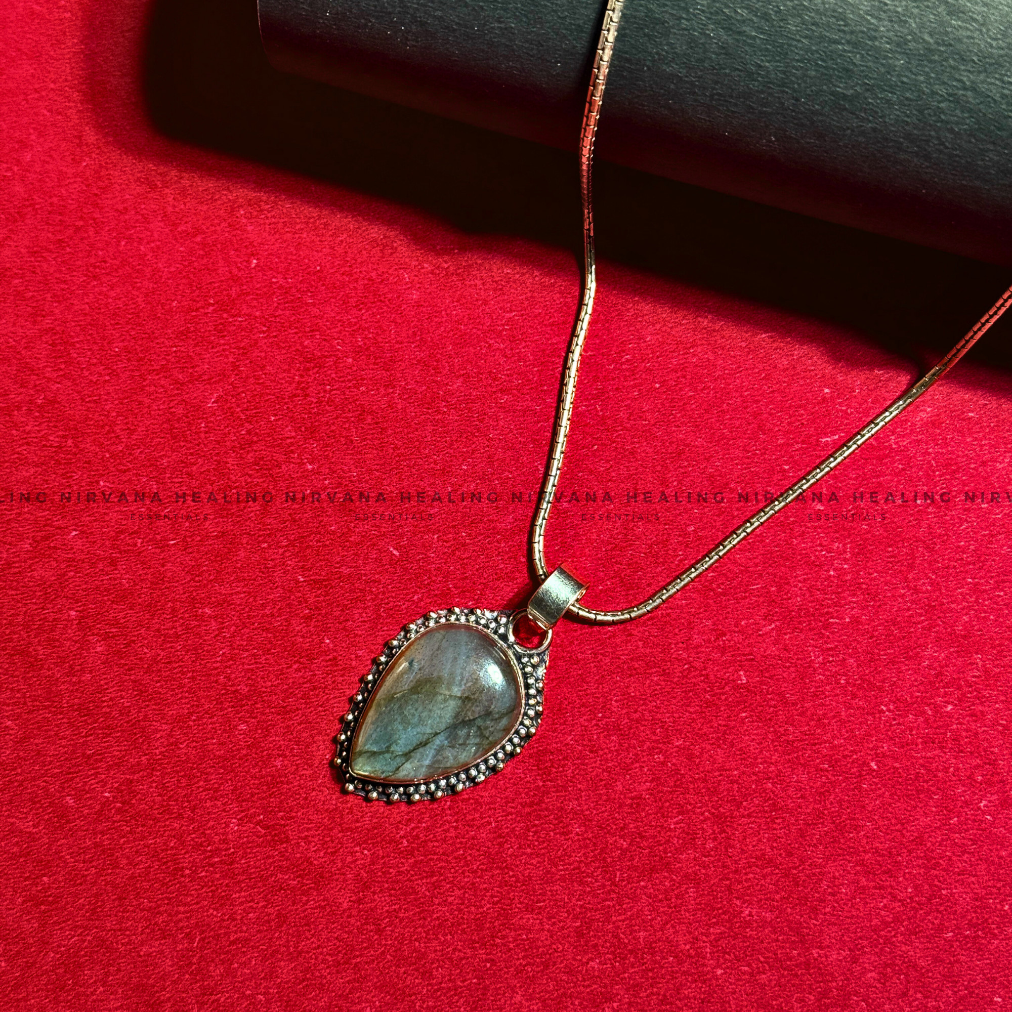 LABRADORITE CRYSTAL DESIGNER PENDANT (Intuition, Inner Power And Transformation).
- Image 5