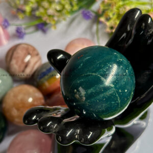 GREEN JADE SPHERE (Luck, Harmony, Peace And Abundance)