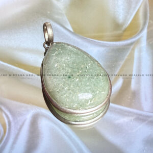 GREEN AVENTURINE CRYSTAL PENDANT (Luck, Money, Abundance, Career And Growth). 