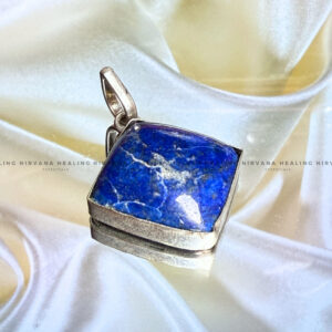 LAPIS LAZULI PENDANT (Communication, Truth, Ease Of Expression And Wisdom)